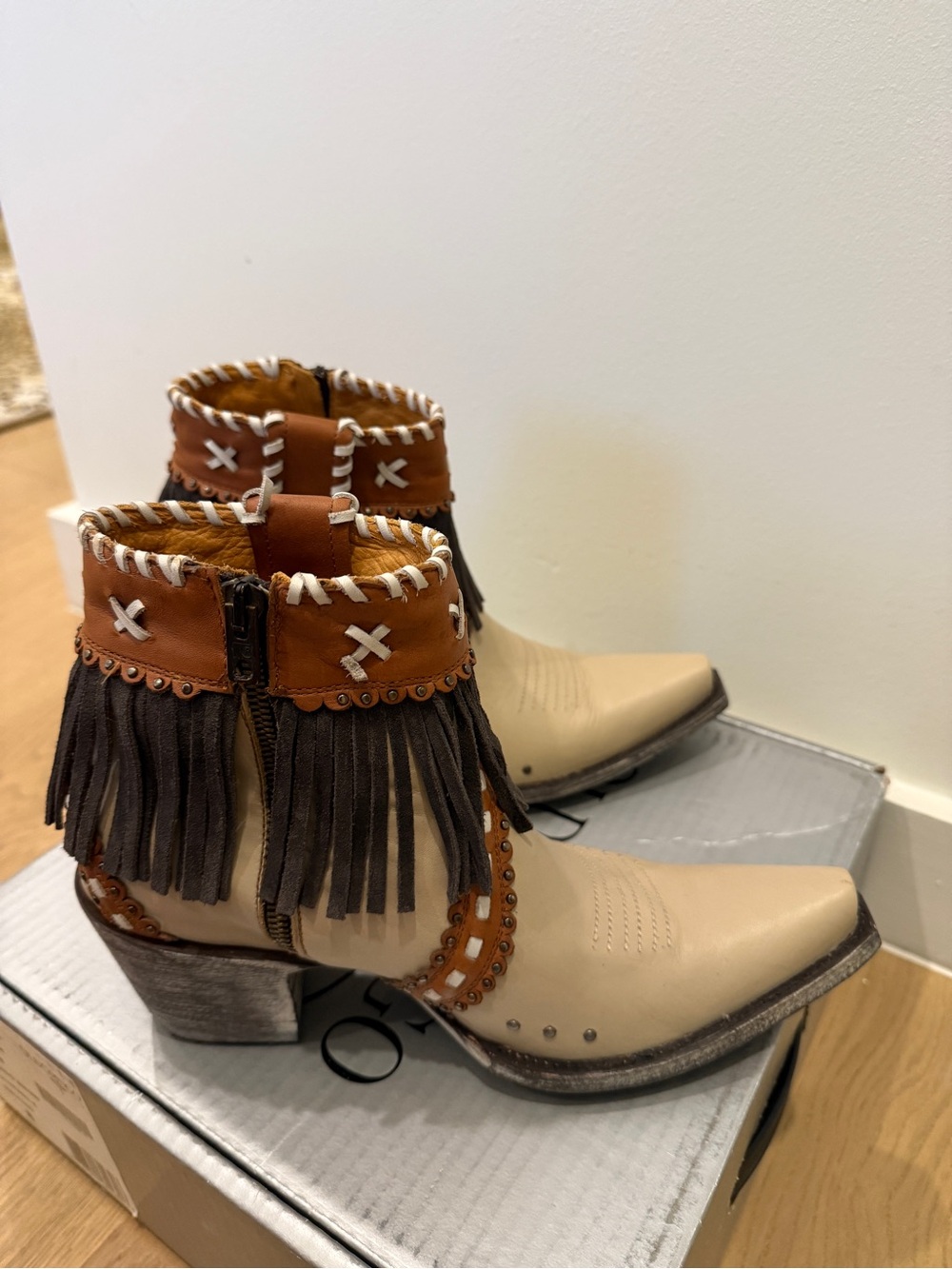 Old Gringo Ivanna short boots booties bone size 8 New - Picture 6 of 8